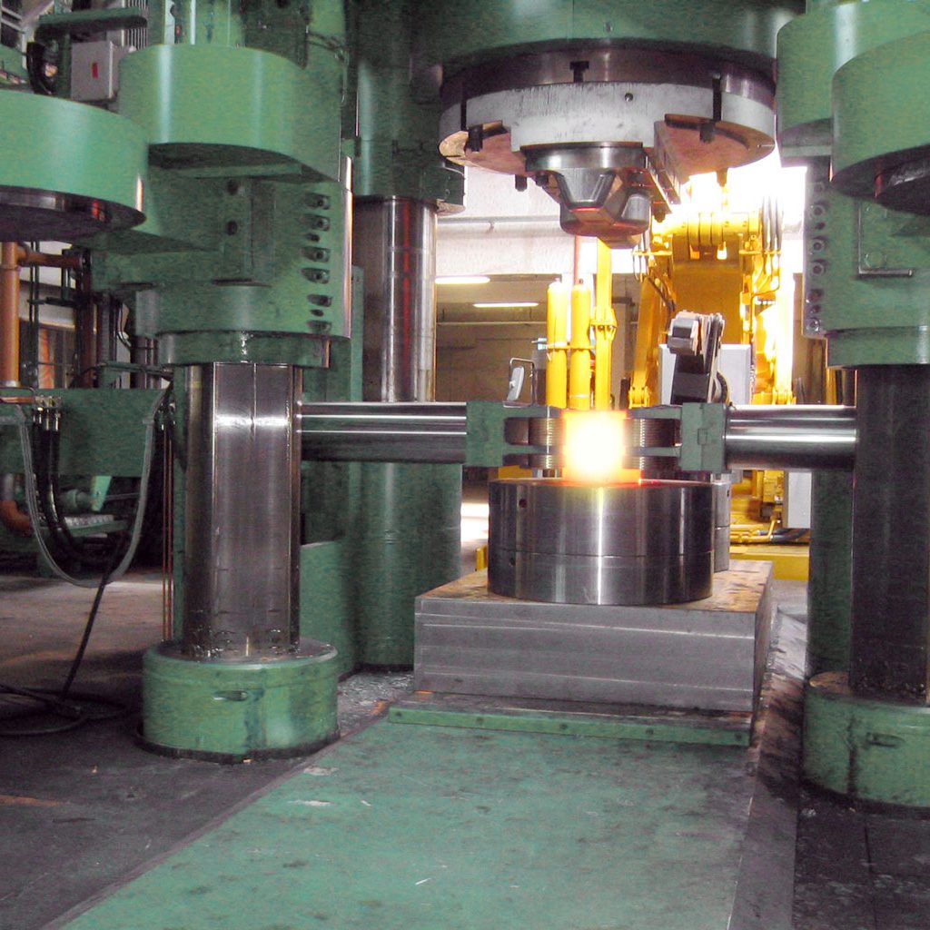 FULL RANGE OF ACCESSORIES