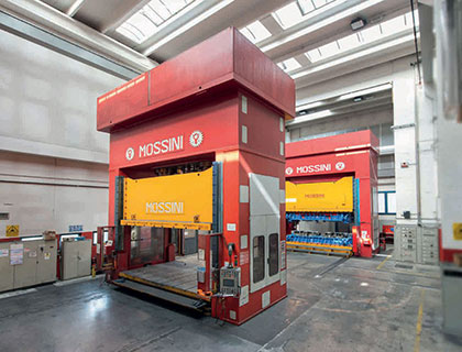 Hydraulic presses