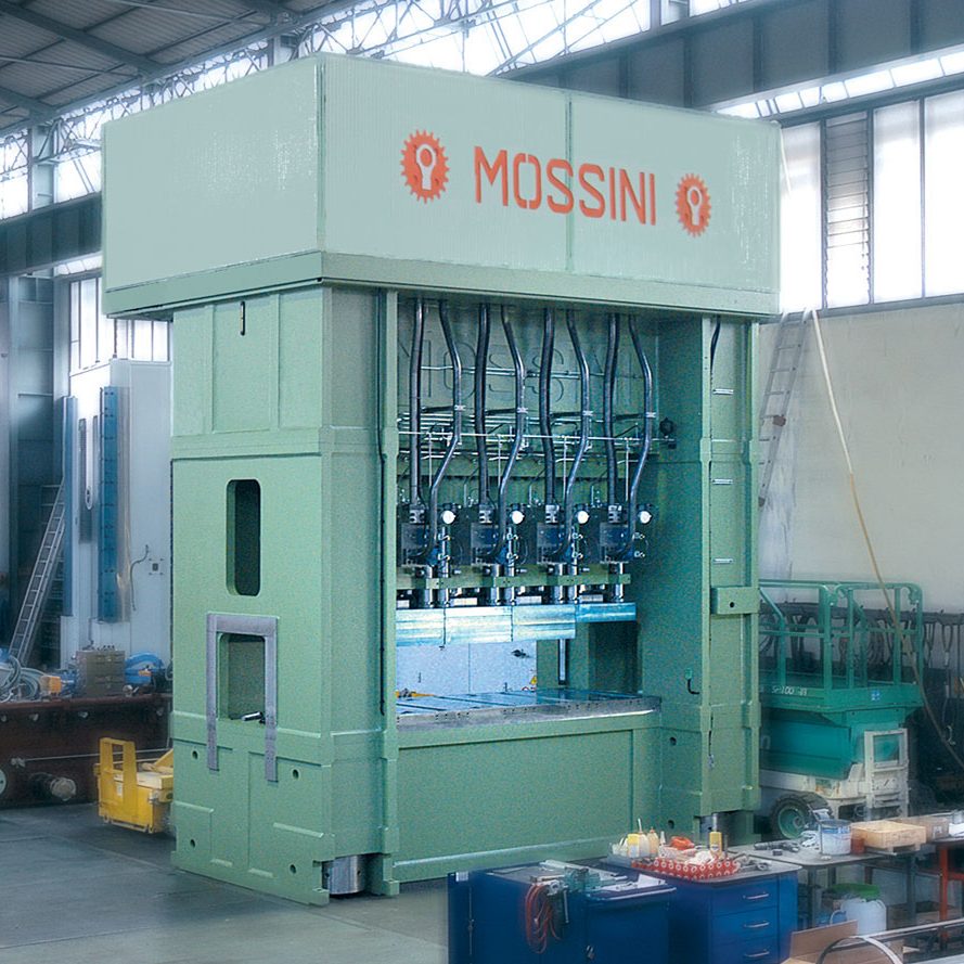 MULTISLIDE HYDRAULIC PRESSES