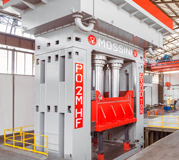 Presses for hot forming